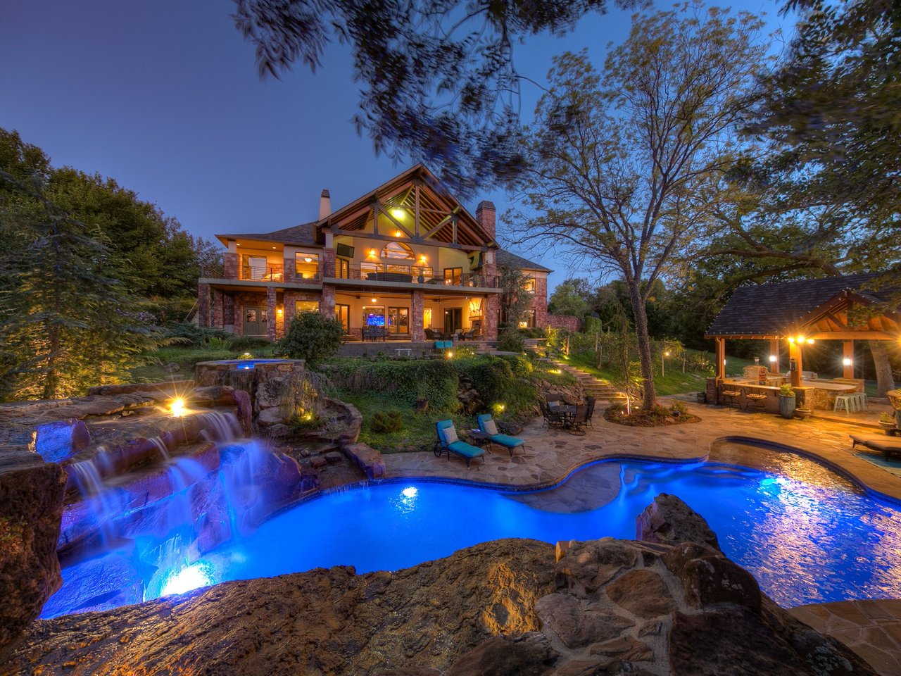 Wyatt Poindexter | Oklahoma Luxury Realtor Showcasing the Most Beautiful Luxury Homes Ever Built in Oklahoma - Wyatt Poindexter - The Agency 