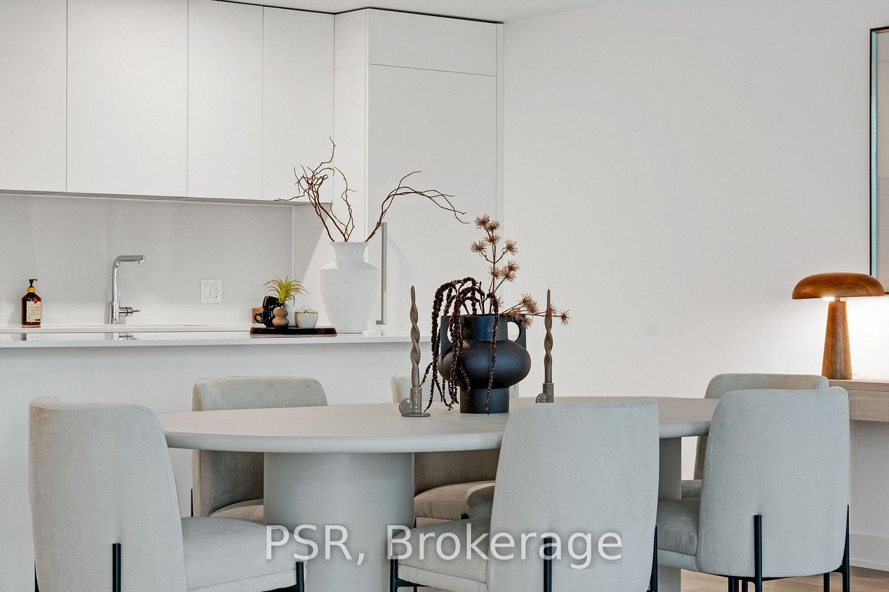 THE RESIDENCES ON KEEWATIN AVE