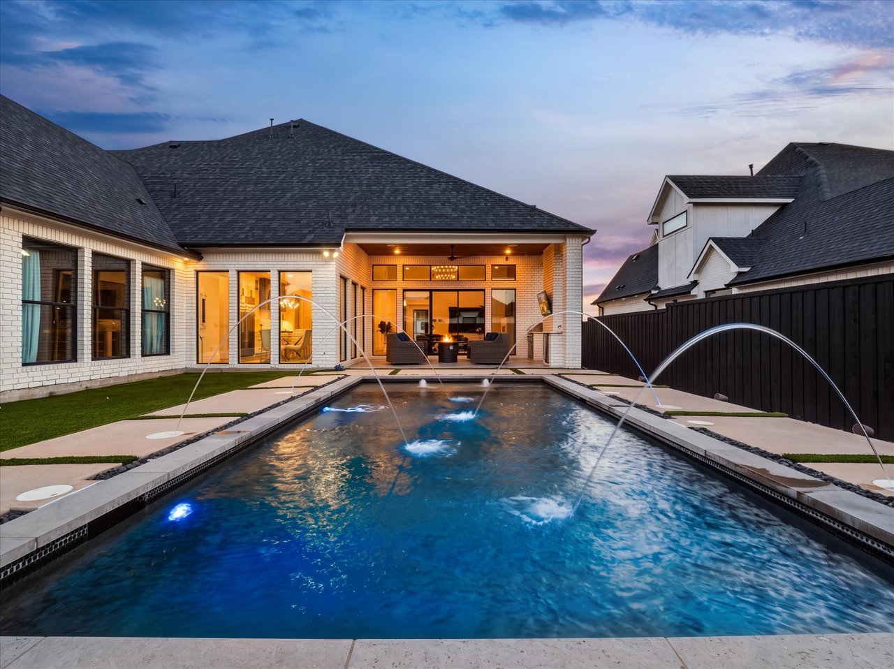 1300 Buckskin Trail