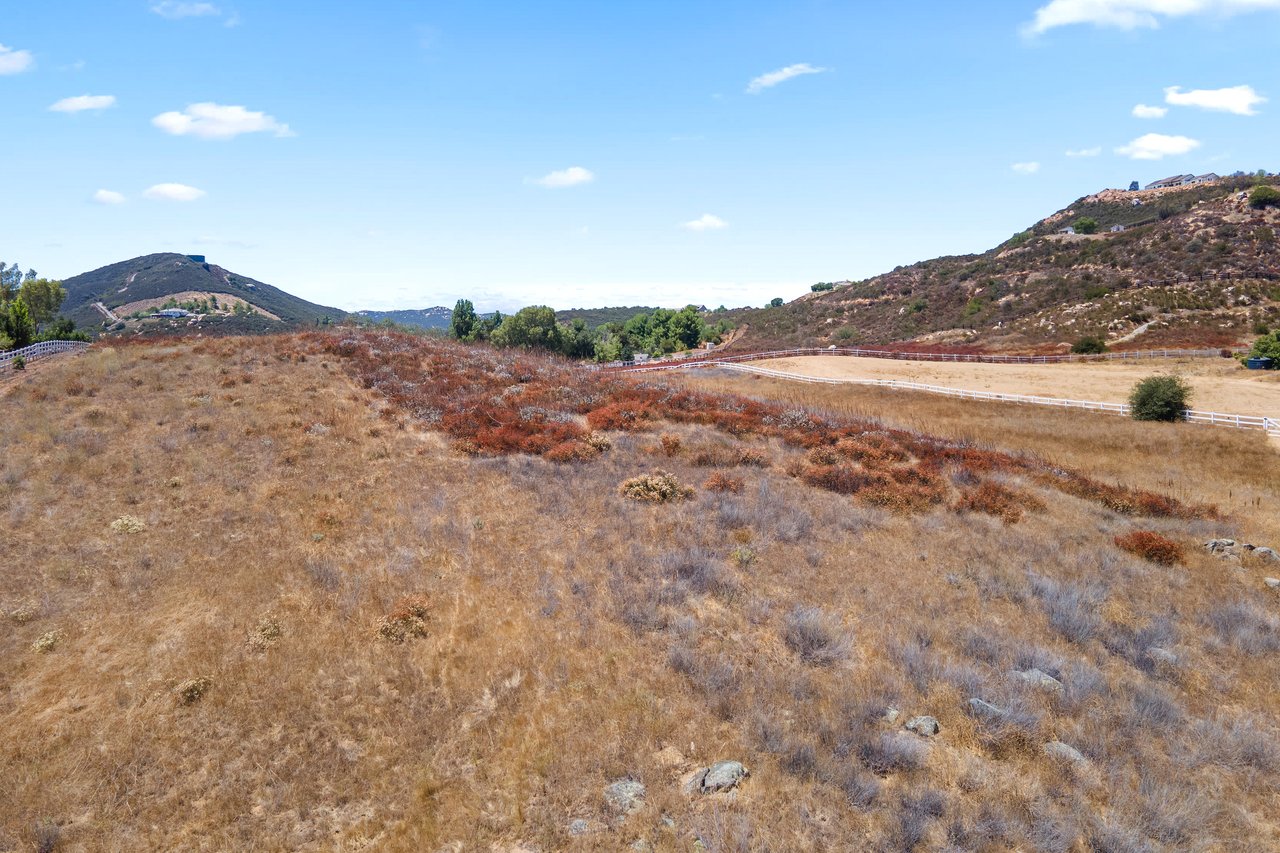 19049 Vista De Cielo