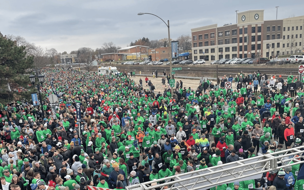 Around Town: Dan Gibbons Turkey Trot