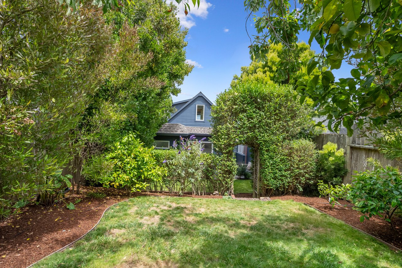 512 Andover Street