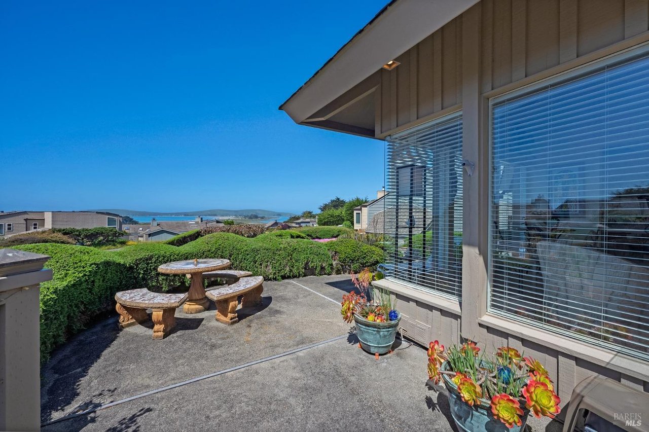 Exploring Coastal Elegance: A Look Inside the Serene Bodega Harbour Home at 21597 Heron Dr