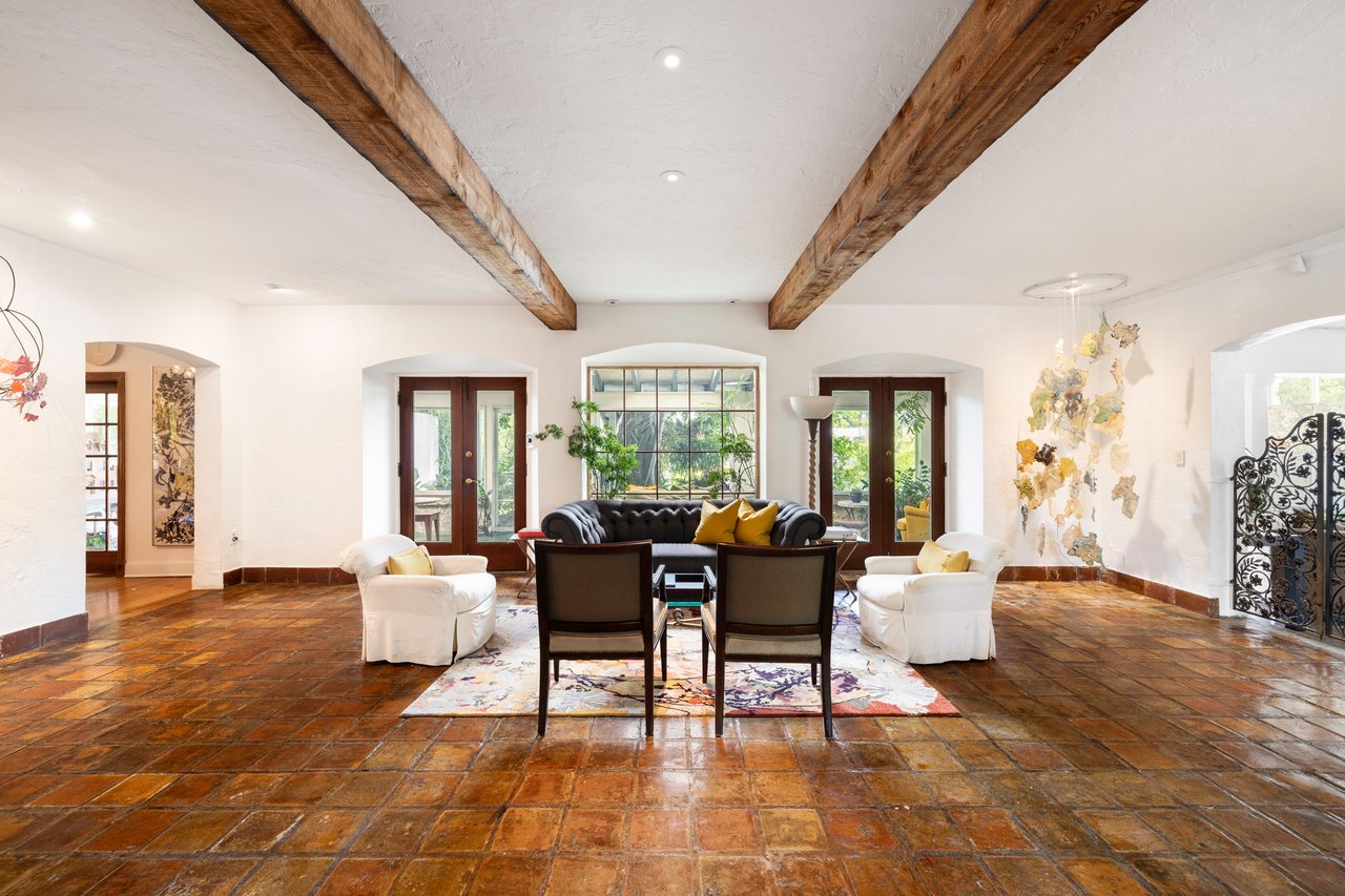 5215 Pine Tree Miami Beach