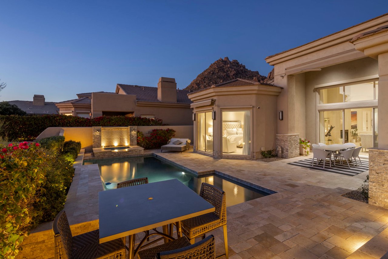 11129 E JUAN TABO Road