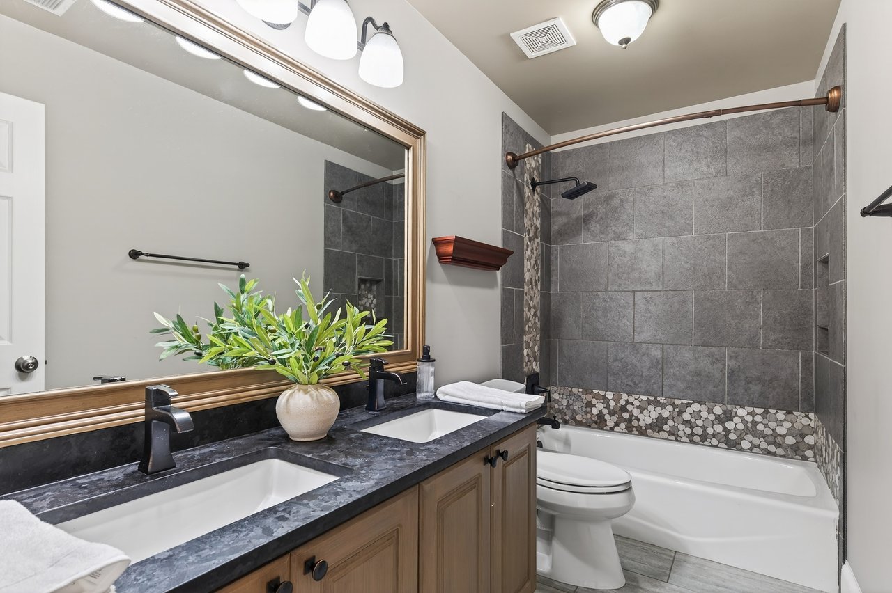 1210 Briers Creek Drive