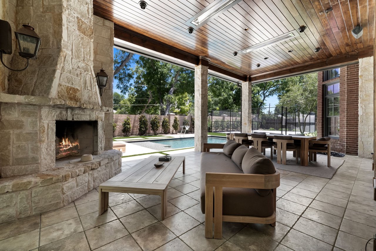 5620 Walnut Springs Ct
