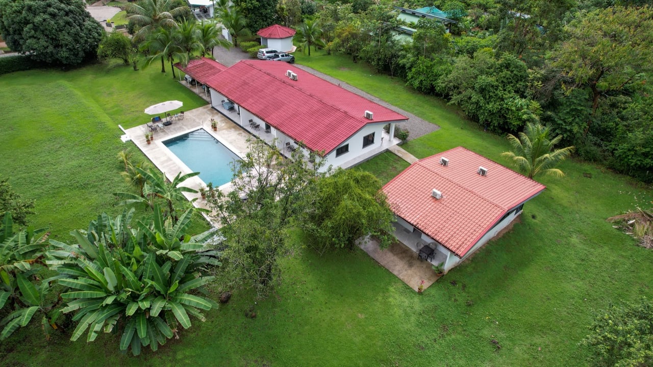 Versatile Multi-Unit Property with Income and Expansion Potential