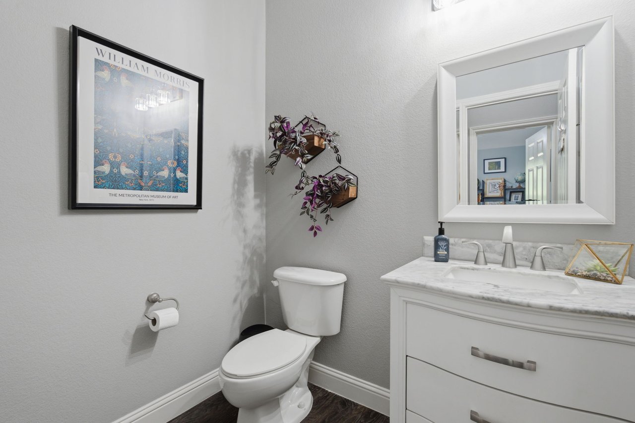 7005 Royal Glen Trail