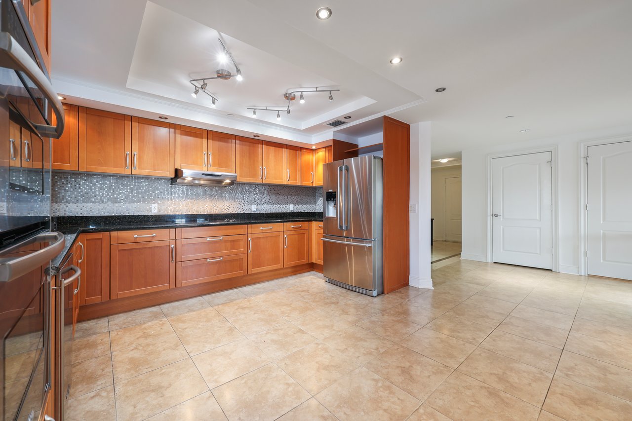 110 Hendricks Isle Nº 13 