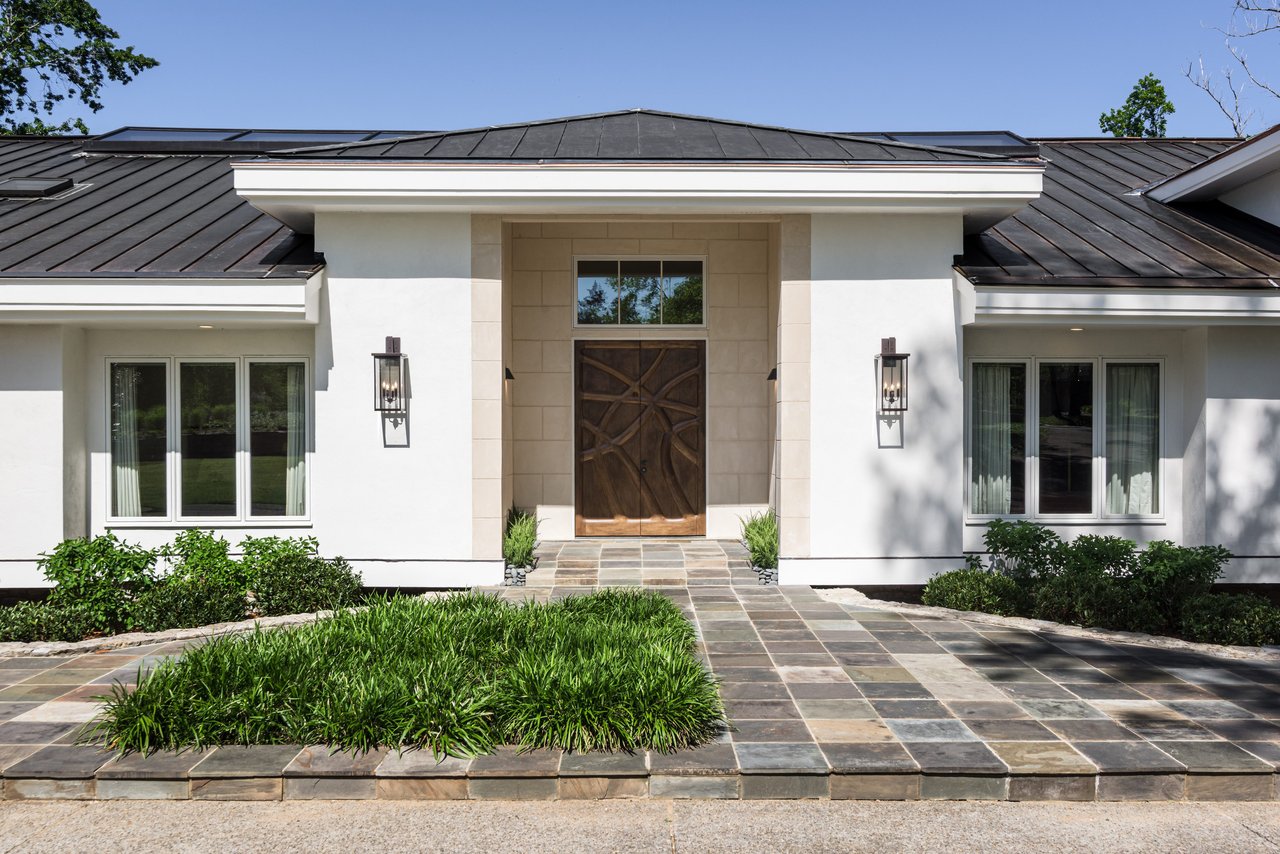 300 Sunnyside Drive: A Robinson Neil Bass Mid-Century Masterwork in Historic Belle Meade