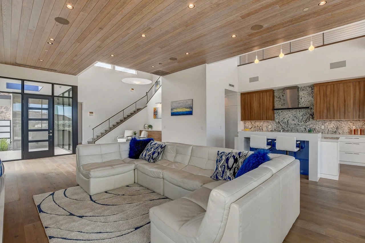 Modern Model Home for Sale in MacDonald Highlands