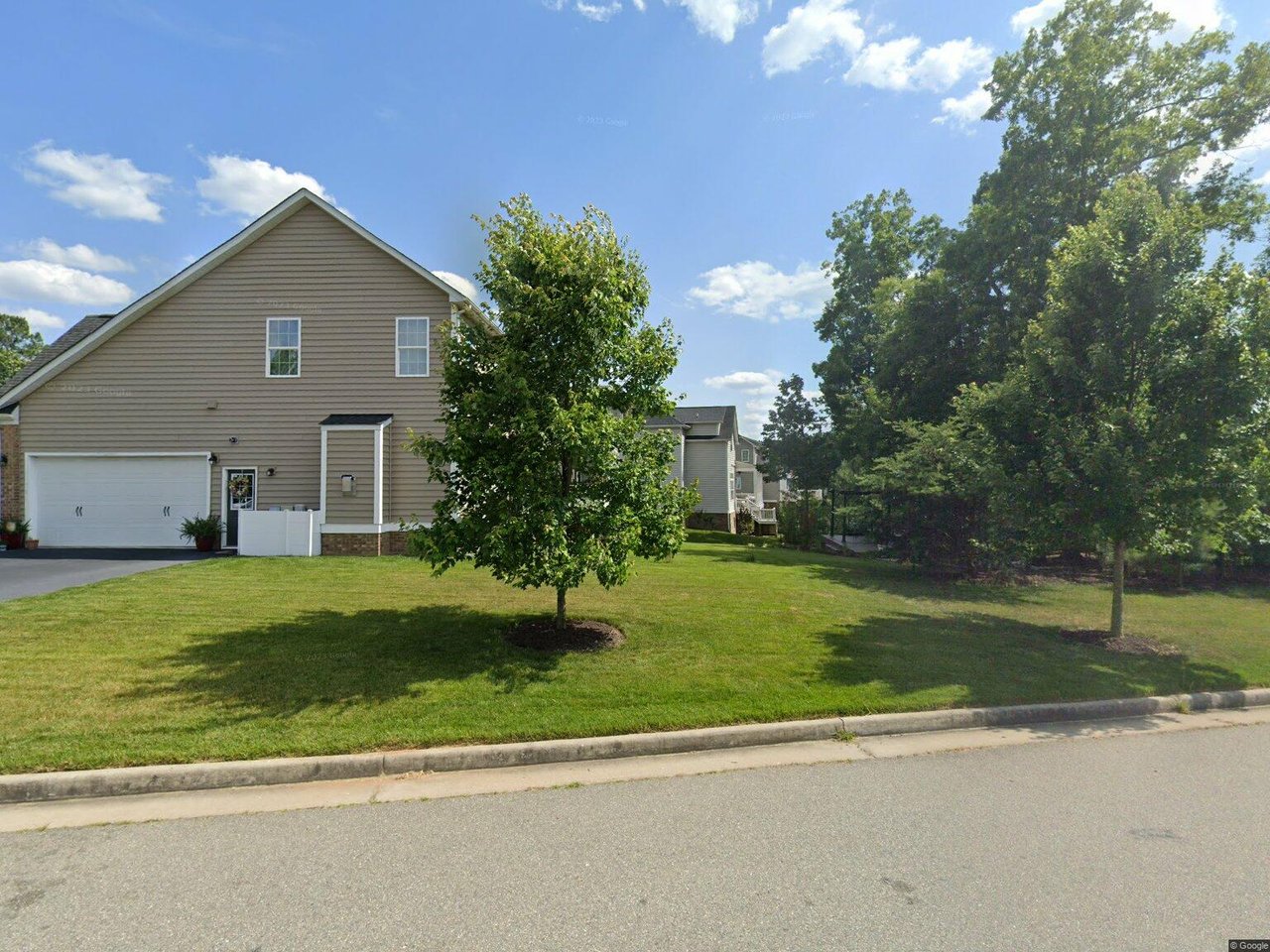 6206 Red Setter Ln