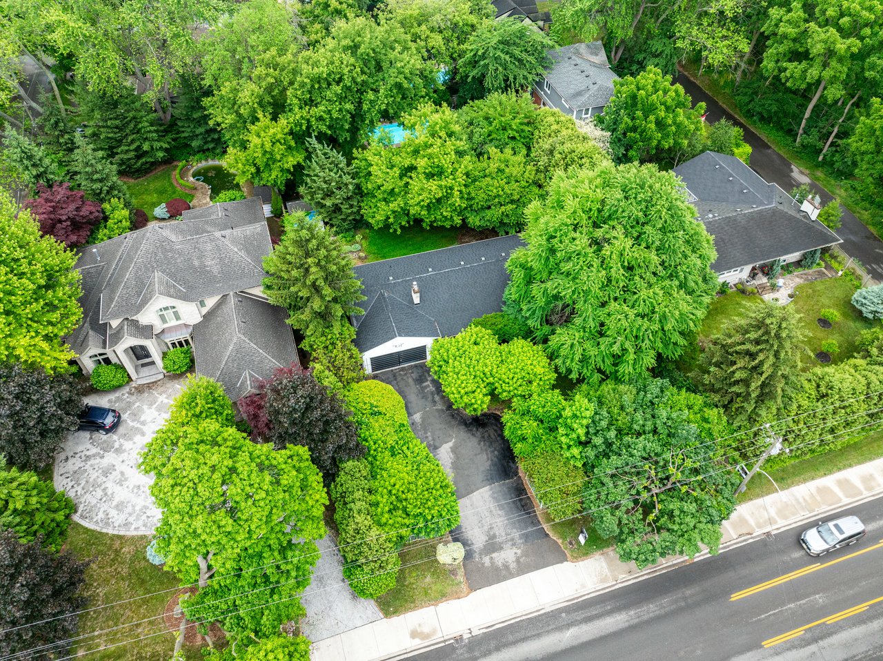 4312 Lakeshore Road, Burlington