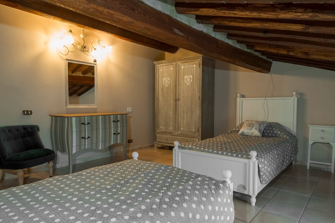 Marvelous Countryside Villa Outside of Lucca