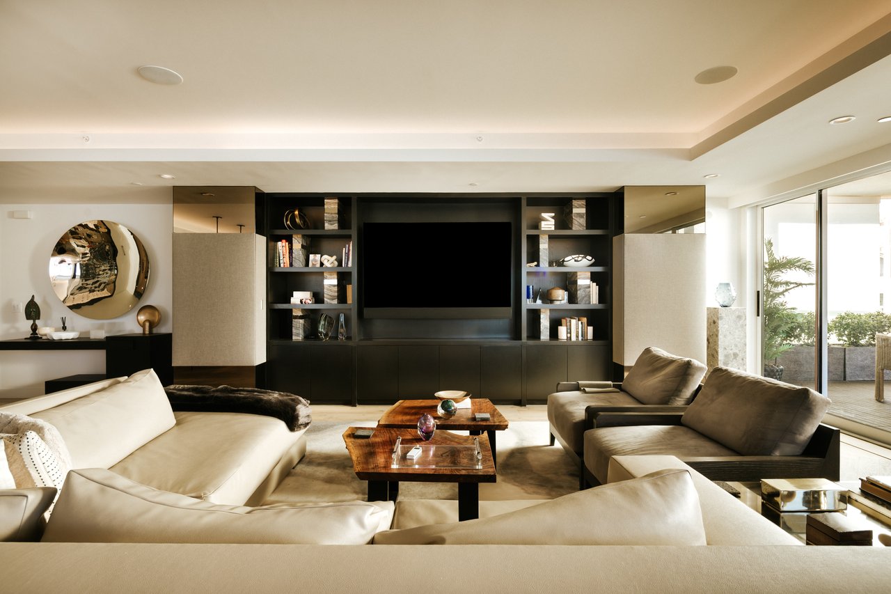6250 Hollywood Blvd Unit: 14A