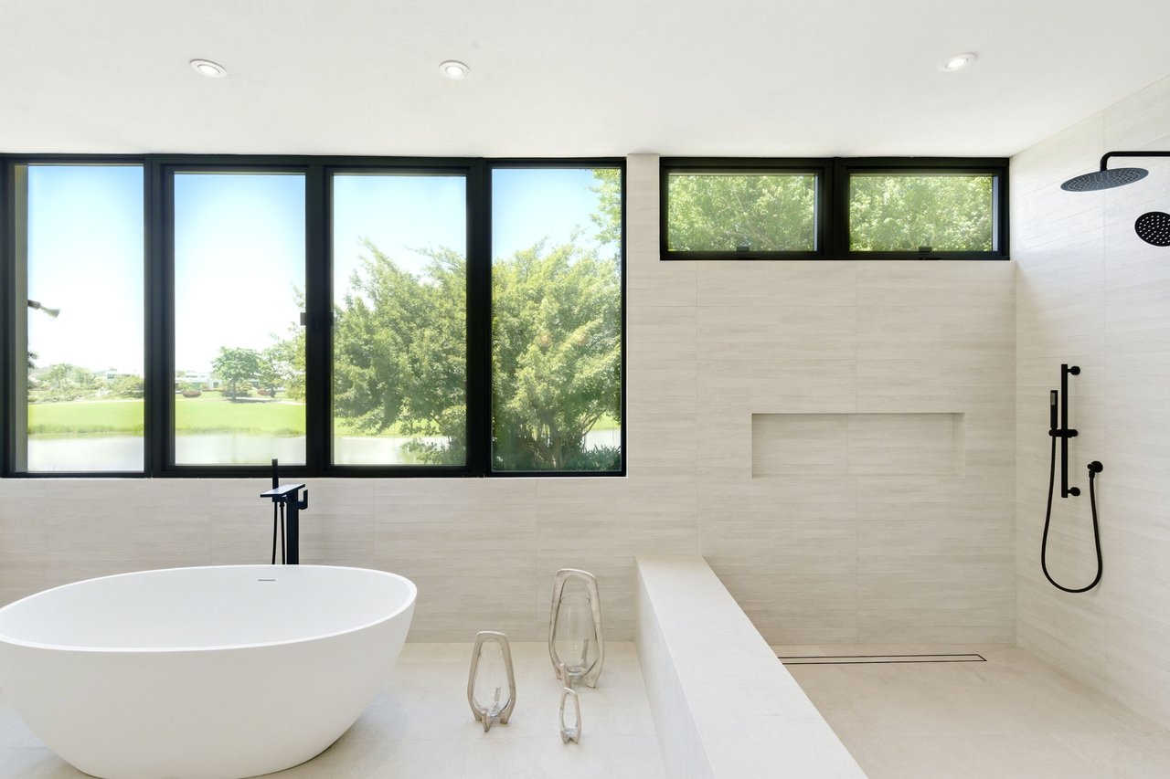 11 GOLF VIEW DRIVE #11