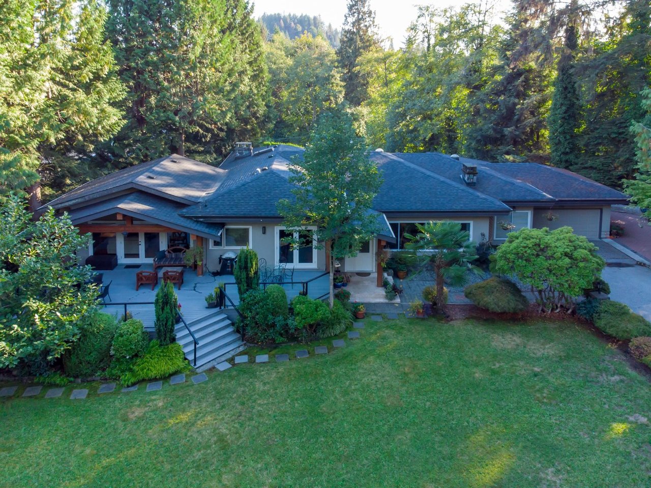 791 Southborough Drive, West Vancouver