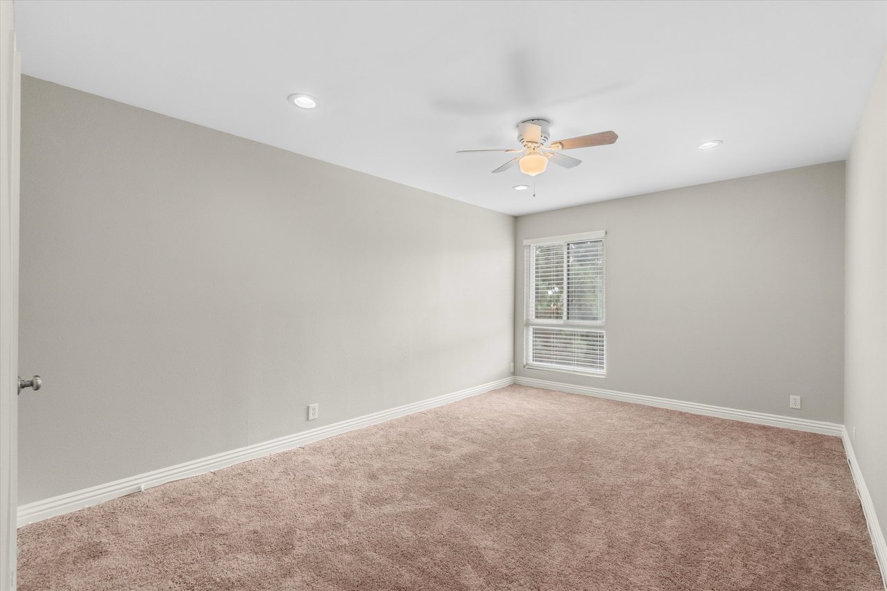 12321 Ocean Park Blvd #14