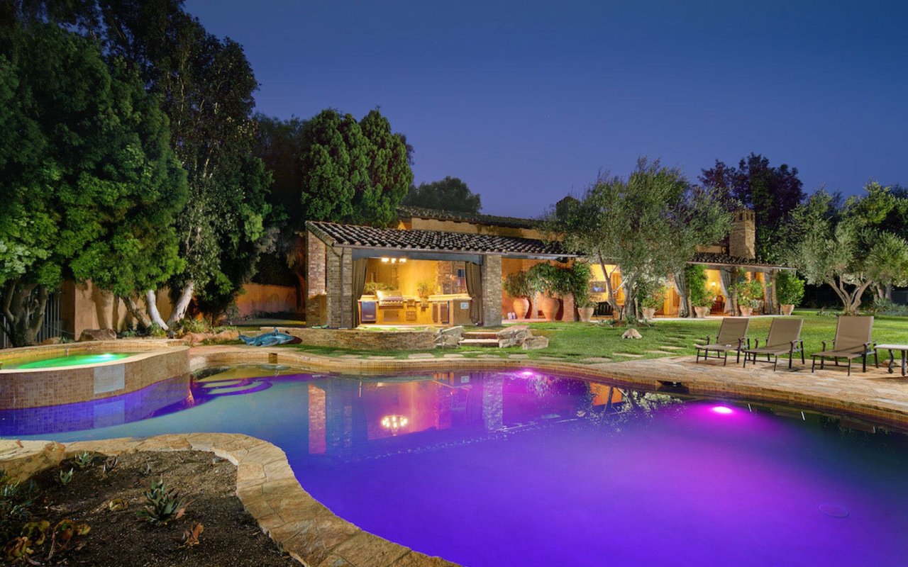 Life as Art in Shady Canyon If Living Well is an Art Form