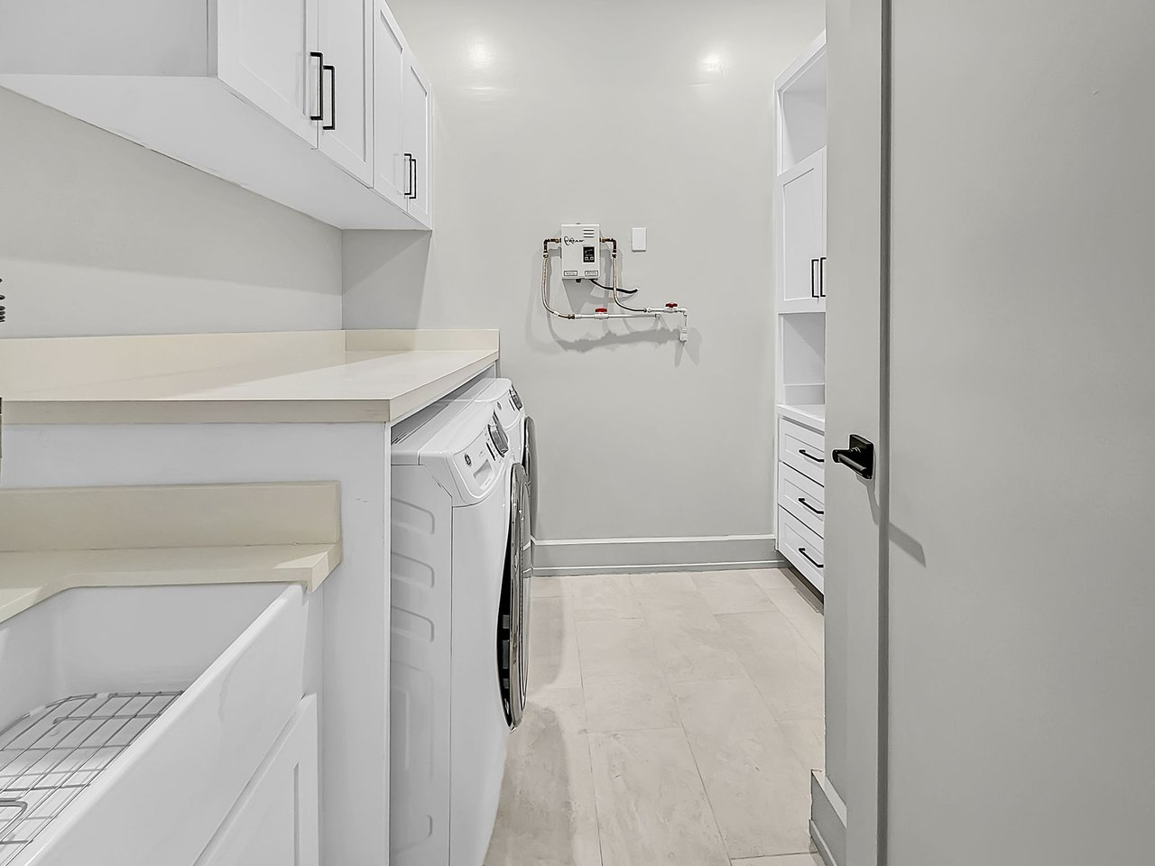 15 Balmoral, Sanford Drive