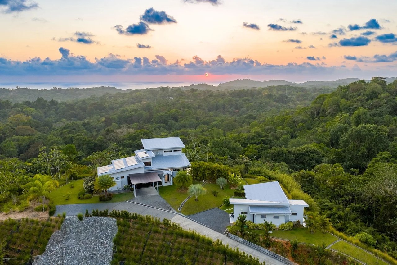 Ocean View Luxury Home, Ojochal, Puntarenas