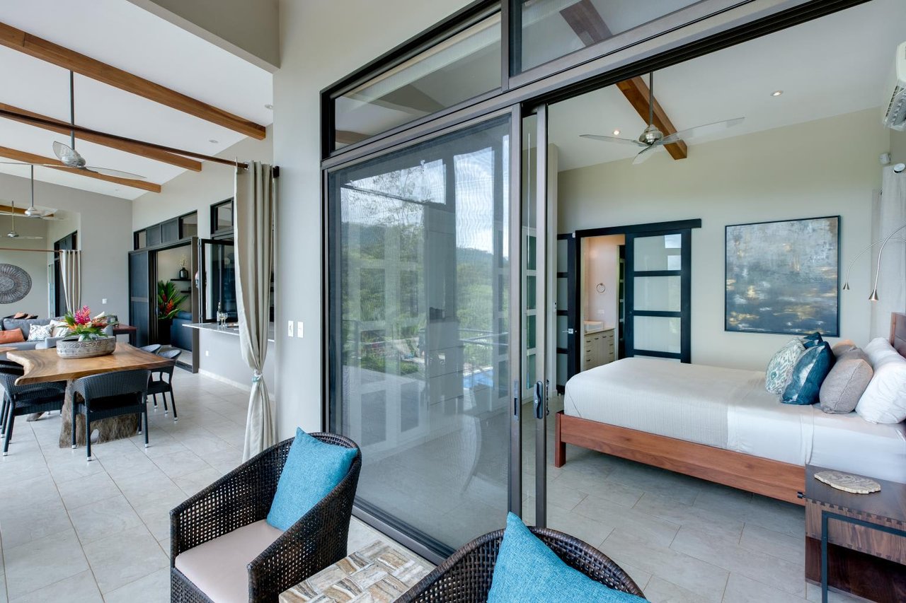 Villa Santo Vida, 4 Bed, Ocean View