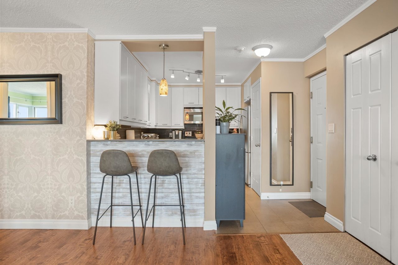 906-1833 Frances Street, Vancouver