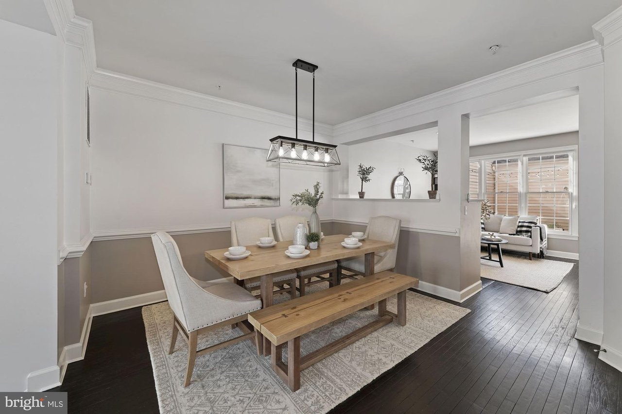 1014 Crestfield Dr
