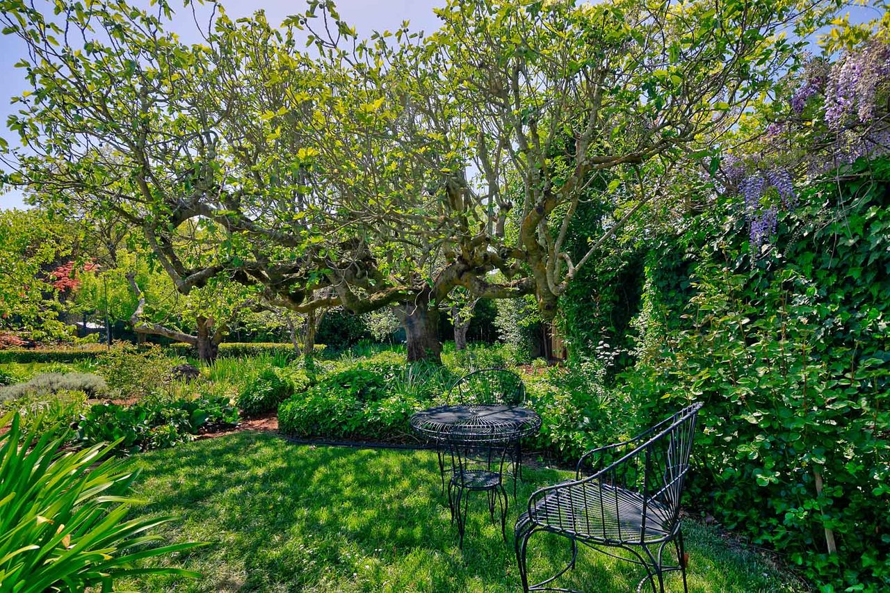 1349 Butterfield Road