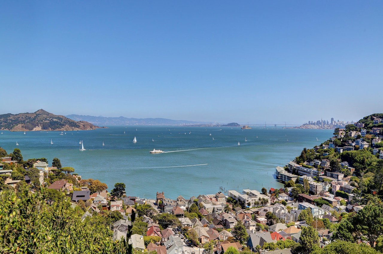 54 Lower Crescent Avenue, Sausalito