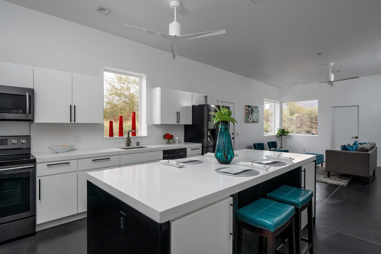 Casas Adobe Estates | Modernist Home
