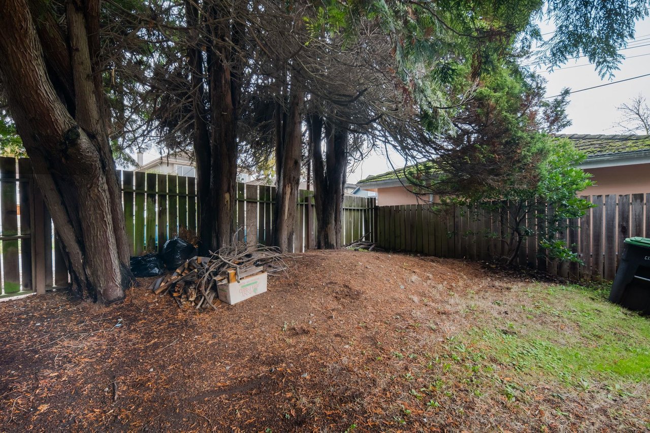 161 W 45th Ave