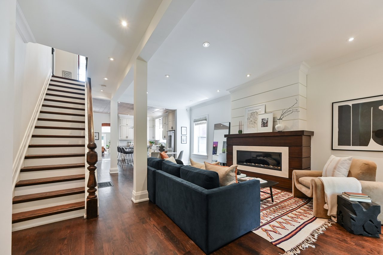 61 Gwynne Avenue, Toronto