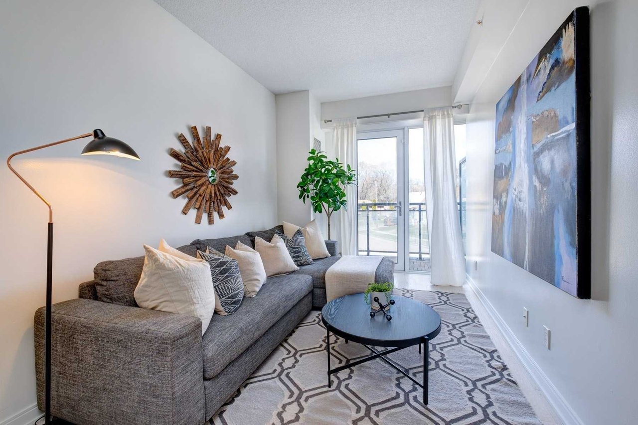 760 The Queensway, Ste 203