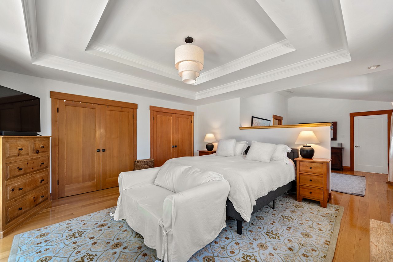 17 Nassau Ct