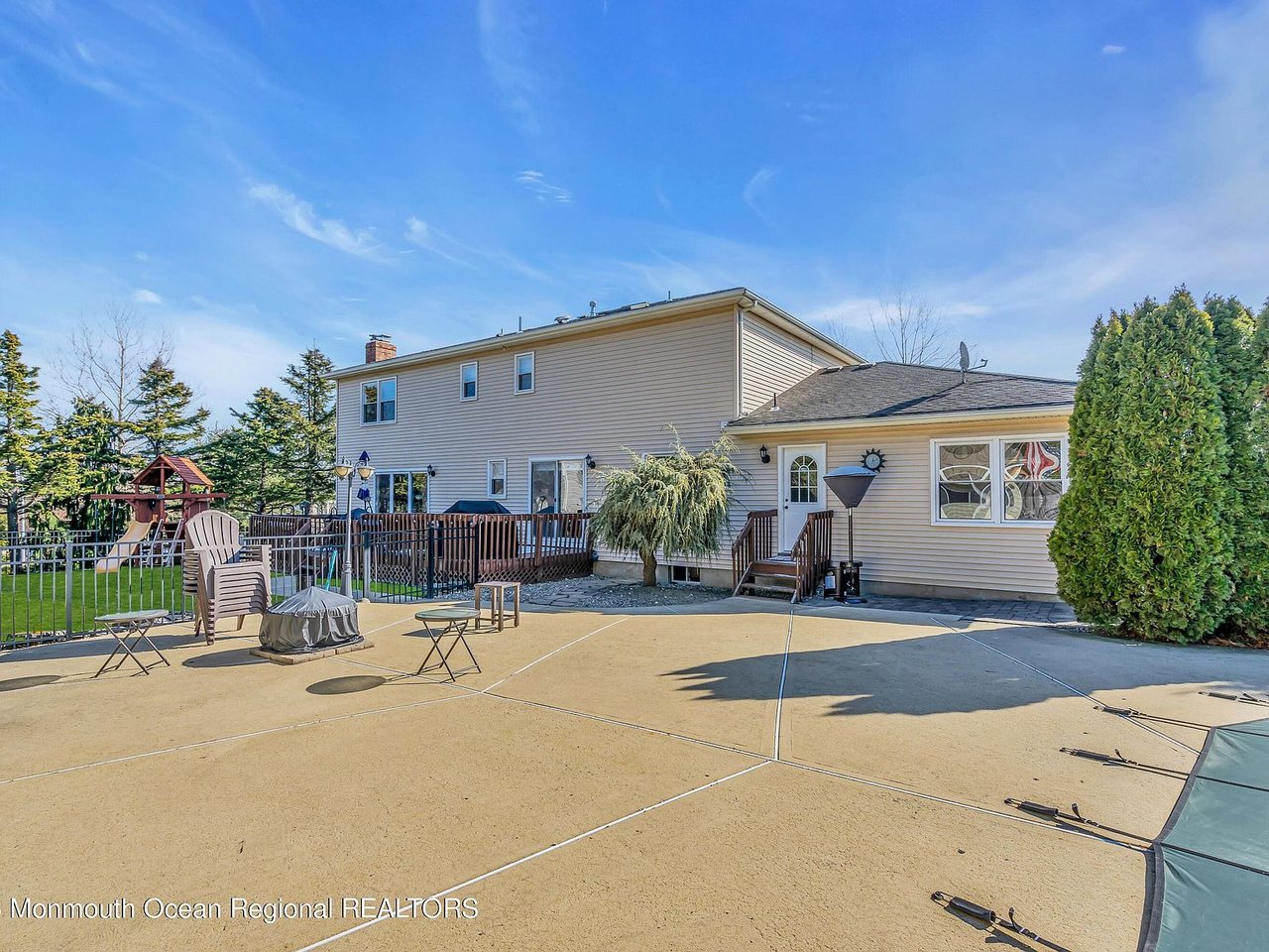1 Cedar Court