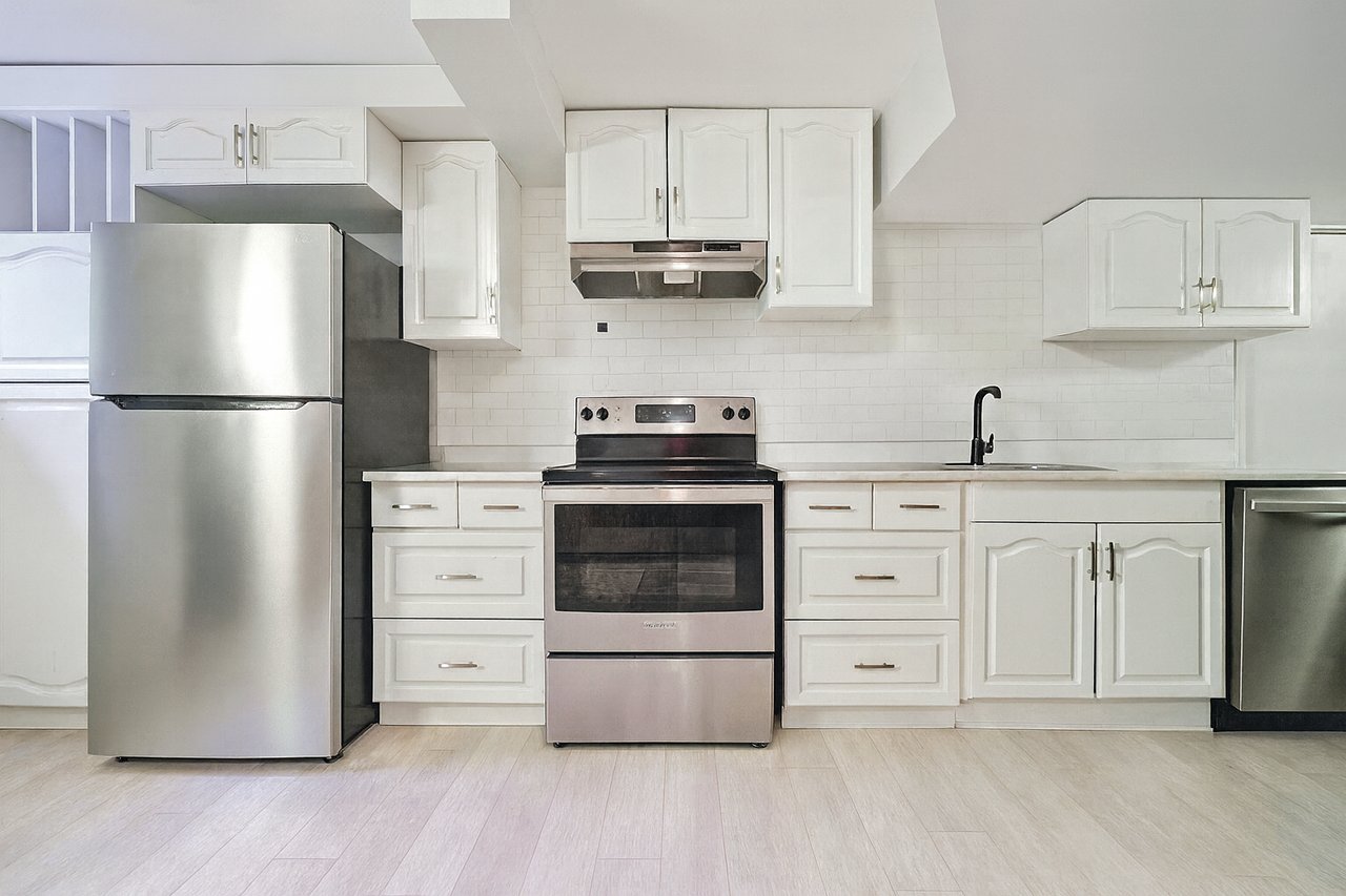 Impeccably Maintained, Sun-Filled Home