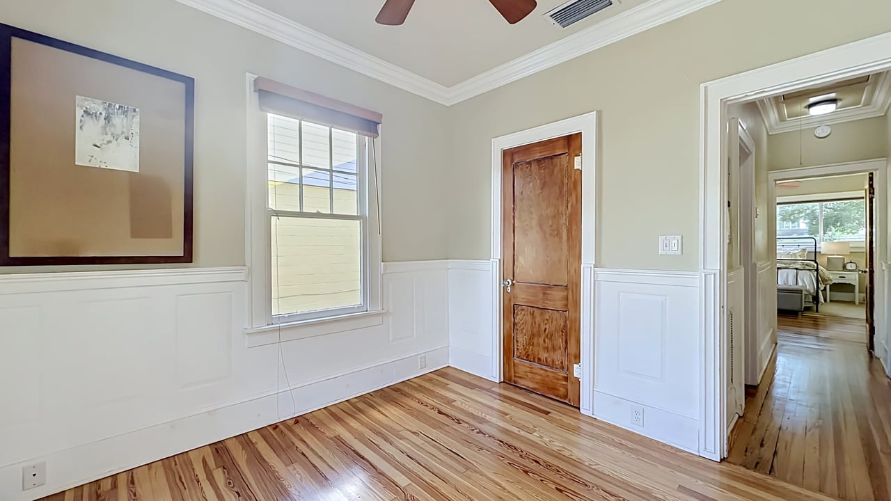 Charming 1925 Bungalow with Guesthouse in Orlando's Colonialtown