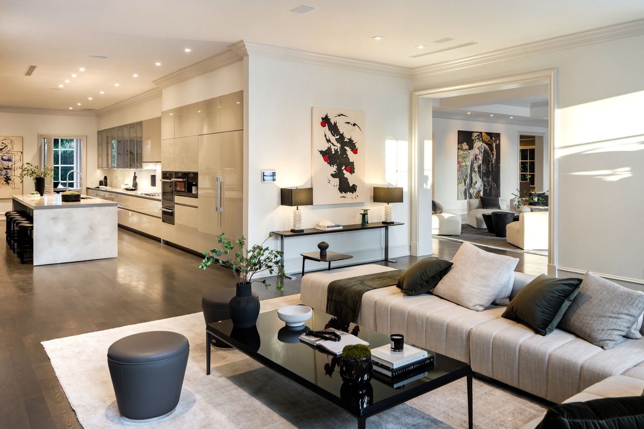 917 N Crescent Dr, Beverly Hills