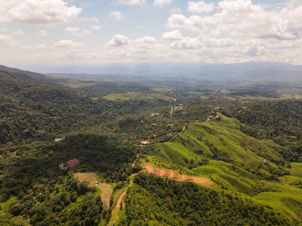 REDUCED! 77-Acre Mountain Paradise with Waterfalls & Epic Views in Santa Elena 