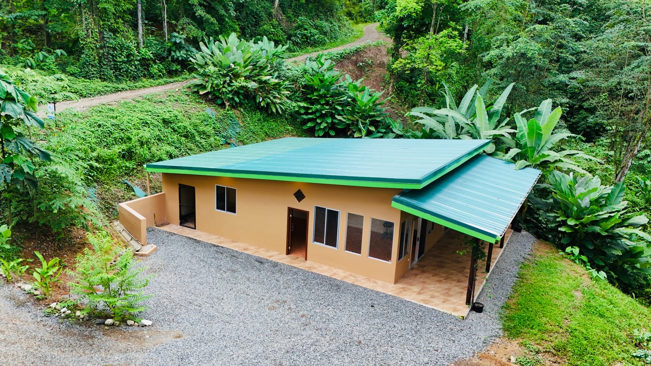 Fire Sale Investment Opportunity in Jardines del Morete | 2 Bed | 2 Bath Home with River Access