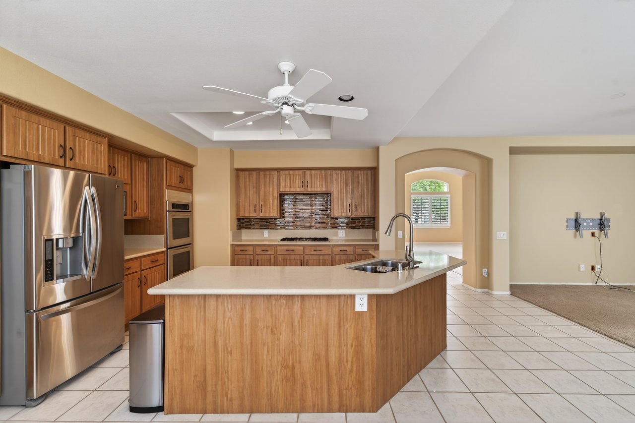 9437 Churchill Downs Dr