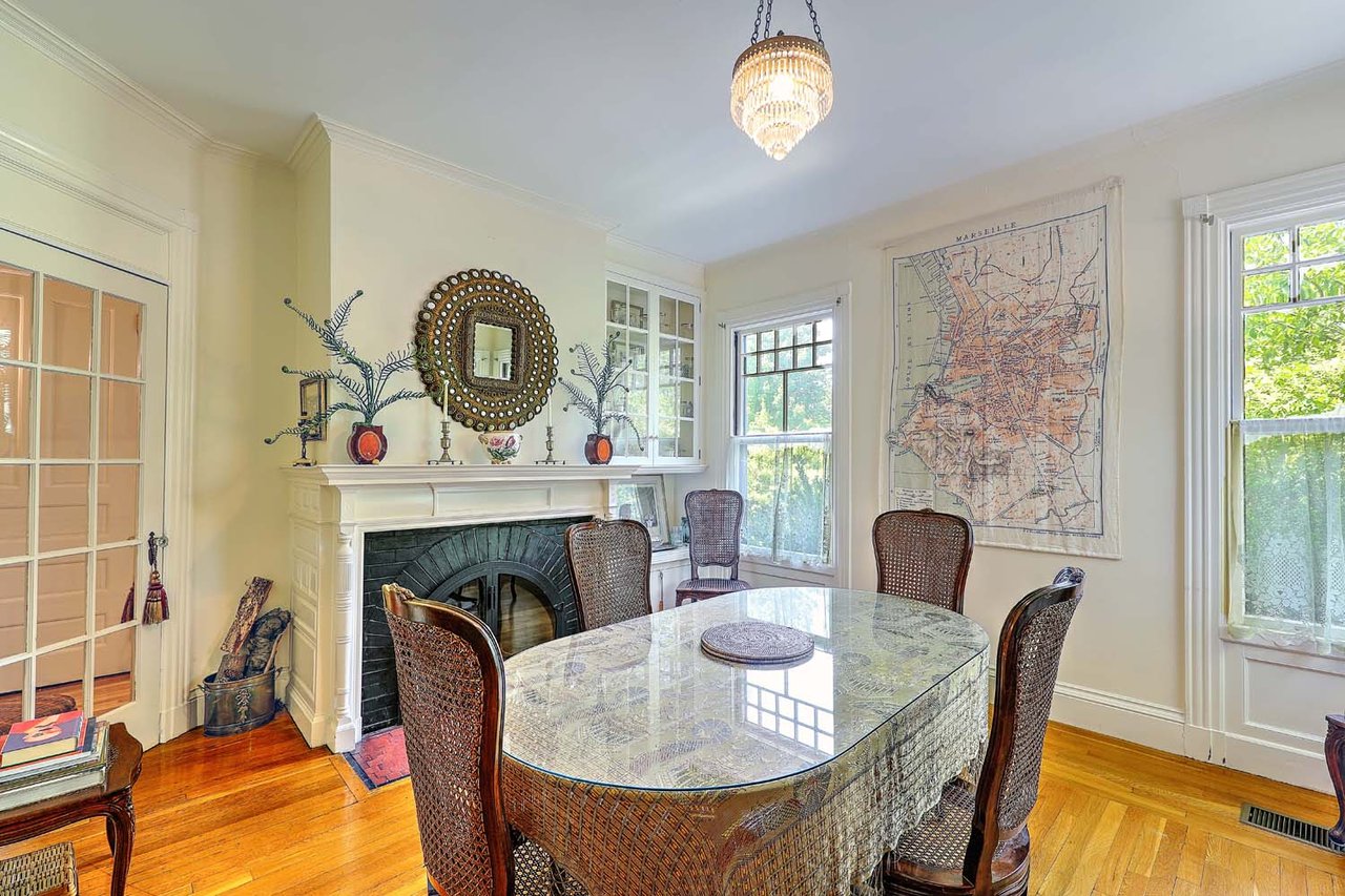 26 Diman Place