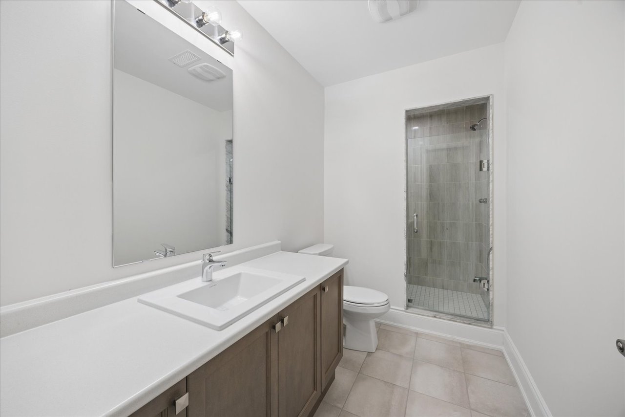 72 Silk Twist Drive, East Gwillimbury