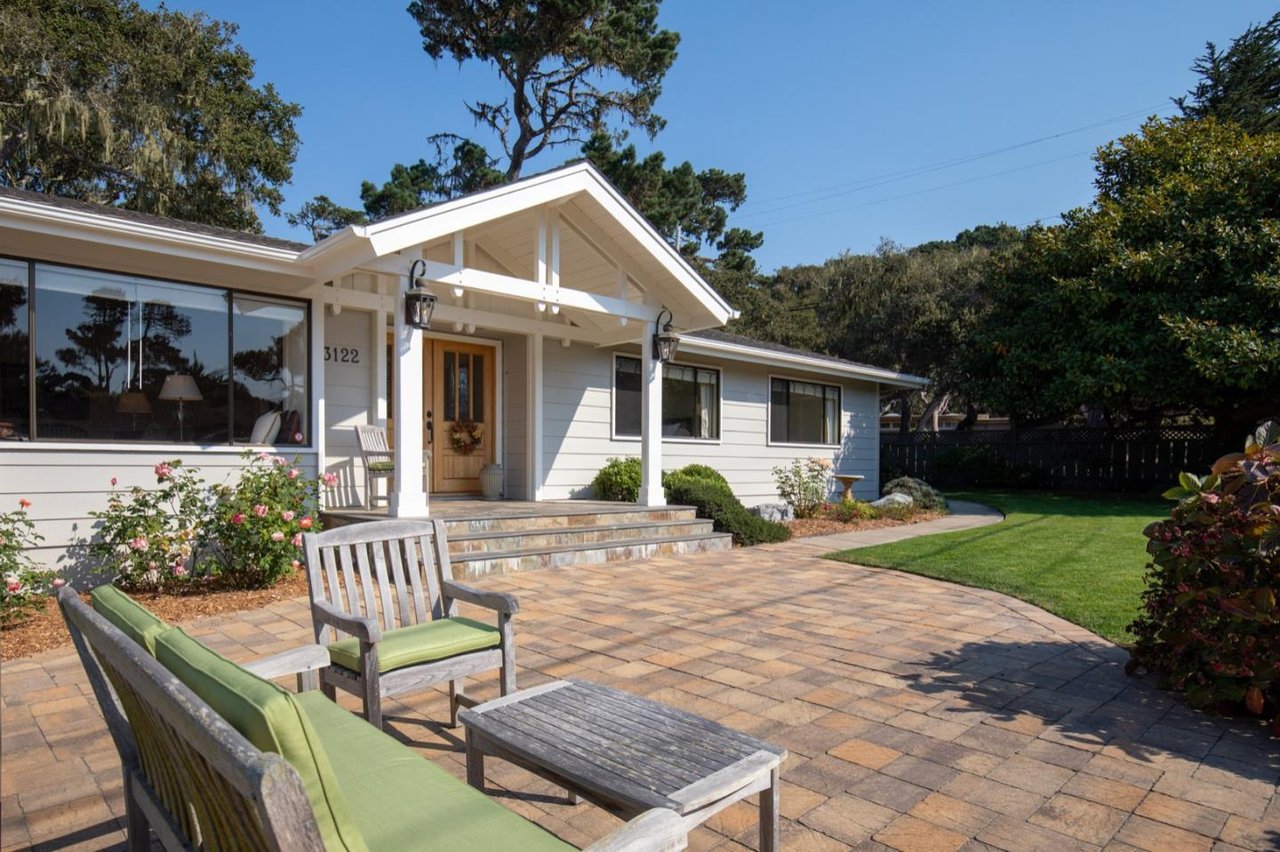 3122 Bird Rock Road