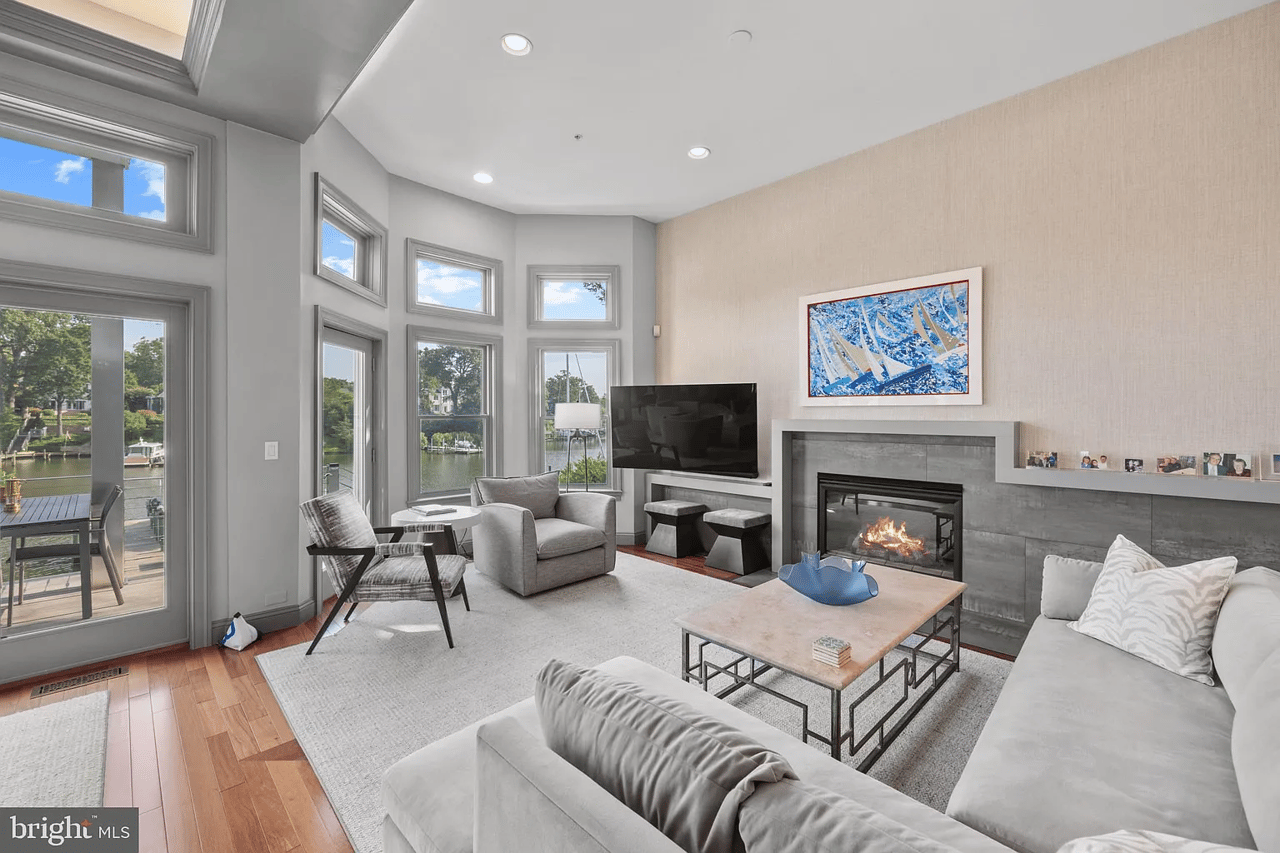 145 Spa Dr