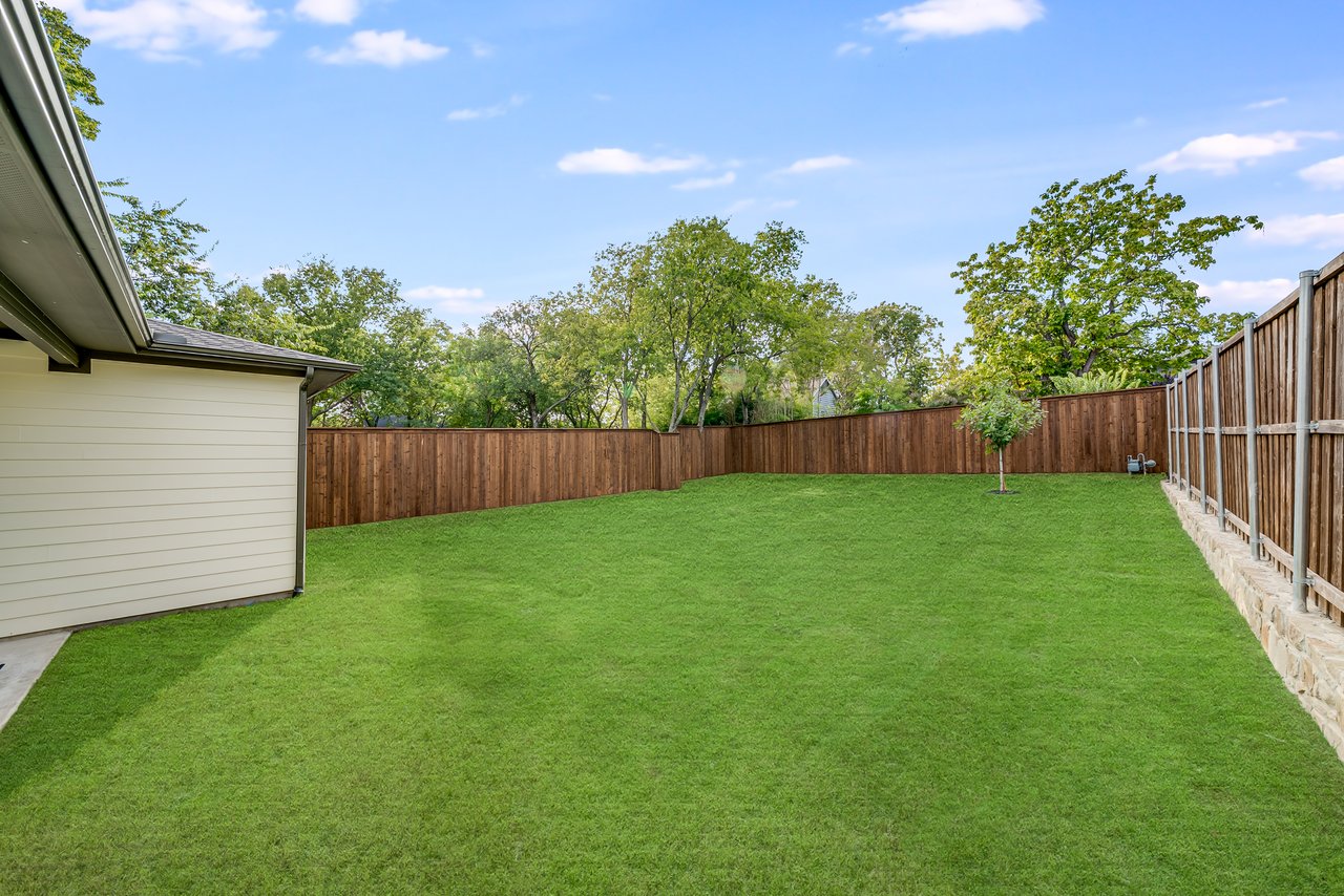 8815 San Leandro Drive