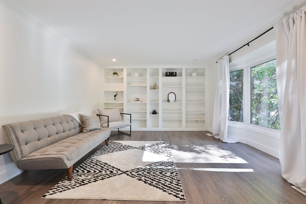 1131 Carol Street, Burlington