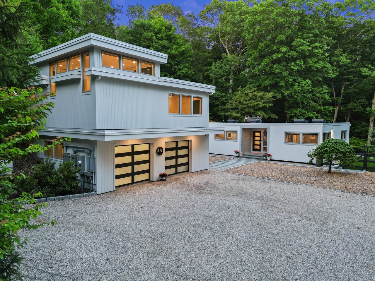 99 High Ridge Road
